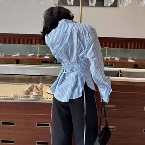 Nuova Collezione 2026: Camicia a Righe Traspirante con Lacci Posteriori, Vestibilità Slim, per Ufficio e Pendolari, Manica Lunga <span class=keywords><strong>Blu</strong></span> e Bianca - Product Image 1