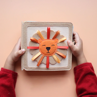 Livre silencieux en feutre Montessori pour les enfants de 1 à 6 ans - Jouet éducatif sensoriel avec couleur et taille personnalisées Développant l'intelligence
