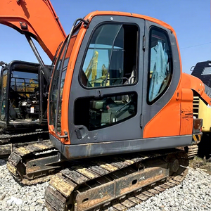 รถขุดไฮดรอลิกแบบตีนตะขาบ Doosan DX85-9C/DX75/DH60 มือสอง น้ำหนัก 8.5 ตัน ชั่วโมงการทำงานต่ำ ได้รับการรับรอง EPA CE เครื่องยนต์ เกียร์ PLC แบริ่ง - Product Image 1