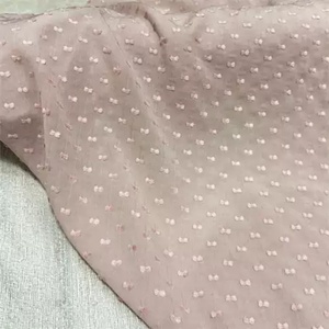 Prachtige roze kleine strik van hoogwaardige, comfortabele, aantrekkelijke zijde met uitsnijdingen voor damesavondjurk, shirt, kledingstuk, textiel. - Product Image 6