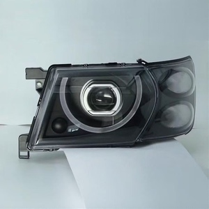 Venta al por Mayor de Fábrica: Faros LED para Nissan Patrol Y61 999-2004 con DRL y Señal de Giro, Accesorios para Automóviles - Product Image 5