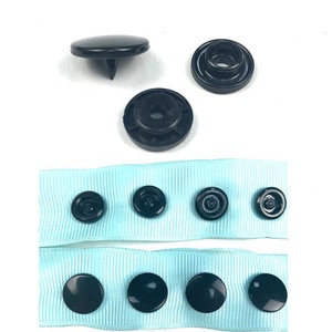Fermetures à boutons en plastique T5 Sac Dossier Boucle foncée Bouton en plastique Accessoires de vêtement pour vêtements Scrapbooking - Product Image 1