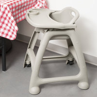 Chaise d'alimentation pour bébé réglable et mobile en PP, gris clair, pour restaurant