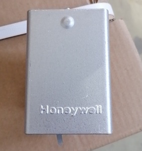 Valvola Motorizzata <span class=keywords><strong>Honeywell</strong></span> V4043C1347, Elettrica a Due Vie per Ventilconvettore V4043C1362B - Product Image 3