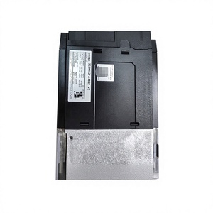 ออมรอน 3G3MX2-A4022-V2 ไดรฟ์ AC แบบ VFD สำหรับควบคุมมอเตอร์ แรงบิดสูง ซีรีส์ MX2  ความถี่ 2.2 กิโลวัตต์ 3 เฟส 380 โวลต์ - Product Image 2