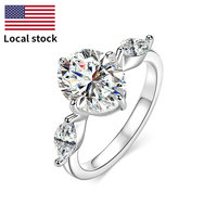 Kostenloser Versand 14K Vergoldeter 8x10mm (3,0ct) Ovaler Moissanit-Ring Dreisteiniger Ring - Stilvoller und Vielseitiger Edel-Schmuckring