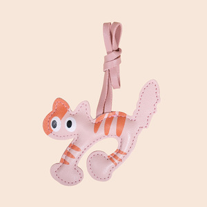 Pendentif chat 3D en cuir PU fait main tendance - Charme de sac léger et mignon, accessoire de sac à main <span class=keywords><strong>félin</strong></span> - Product Image 1