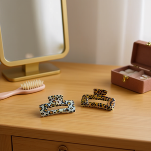 Fermacapelli a Clip Rettangolare Angelina con Stampa Leopardata 8Cm, Accessorio per Capelli di Alta Qualità in Acetato per Uso Quotidiano Femminile - Product Image 3