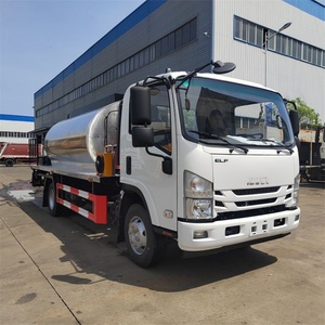 Camión Cisterna de Asfalto ISUZU KV100, Distribuidor de Asfalto para Obras Viales - Product Image 2
