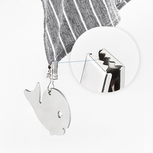 Pendentifs et lourdes de <span class=keywords><strong>nappe</strong></span> en acier inoxydable en forme de feuille, fleur, étoile, flèche, baleine, tortue, papillon pour la vente en gros - Product Image 1
