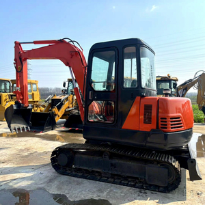 Excavatrice sur chenilles DOOSAN DH55 d'occasion, moteur Isuzu 4JB1 d'origine, petite taille compacte, bon état de fonctionnement, prête à l'exportation - Product Image 1