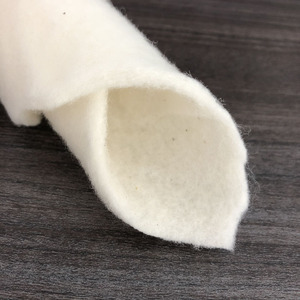 Vente en gros organique 100% coton aiguille poinçon ouate de coton naturel/rembourrage/<span class=keywords><strong>feutre</strong></span> - Product Image 1