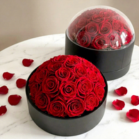 Coffret Cadeau Romantique de Roses Rouges Éternelles Faits Main en Seau – Idéal pour Noël, la Saint-Valentin, Anniversaire