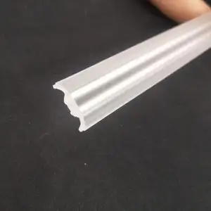 HA CONDOTTO LA luce di plastica in policarbonato profilo glassato diffusore in acrilico