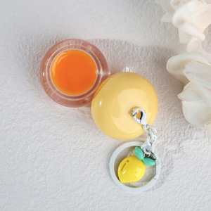Porte-clés masque pour les lèvres personnalisable MLM, saveur fraise-mangue – Hydratant et nourrissant, baume à lèvres fruité portable - Product Image 6