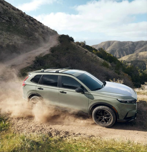 <span class=keywords><strong>Honda</strong></span> <span class=keywords><strong>CRV</strong></span> SUV Híbrido, Caja de Cambios Automática, Motor de Aspiración Natural, Tracción en las Cuatro Ruedas, Asientos de Cuero, R17, Volante a la Izquierda, Trasero Oscuro - Product Image 1