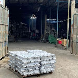 Aluminum Alloy Ingots 99.7% High Purity for Magnesium <b>Bar</b> Use in Water Heaters & Boilers Chemical Composition Al Fe Si Mn Etc. - Product Image 1