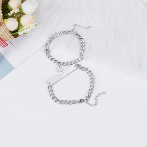 Bracciale Lungo con Cuori Intrecciati in Acciaio Inossidabile, Bracciale Magnetico per Coppie con Affinità Mutua - Product Image 3