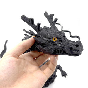 Vente en gros d'usine : Ornements et jouets artisanaux en polyester imprimés en 3D, représentant des dragons chinois, pour les enfants de 4 à 6 ans et de 7 à 12 ans - Product Image 3