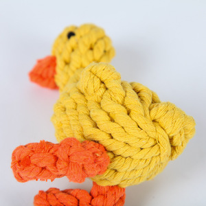 Juguete para mascotas de cuerda de algodón con forma de pato amarillo, 14x9cm, duradero y masticable para gatos y perros - Product Image 3