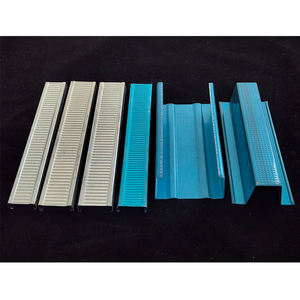 <span class=keywords><strong>Profil</strong></span>és de plafond en <span class=keywords><strong>acier</strong></span> moderne, <span class=keywords><strong>profil</strong></span>és de plafond et de toiture, lattes métalliques avec système de grille pour la toiture - Product Image 4