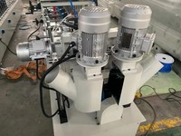 Machine d'enroulement de profilés PUR pour MDF et profilés en aluminium, film PVC et placage bois avec système de préchauffage sur trois côtés