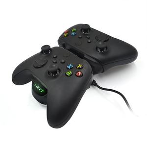 Carga de acoplamiento de alta calidad y alta velocidad con paquetes de baterías recargables para el controlador <span class=keywords><strong>Xbox</strong></span> <span class=keywords><strong>Series</strong></span> <span class=keywords><strong>X</strong></span> y <span class=keywords><strong>precio</strong></span> de fábrica - Product Image 1