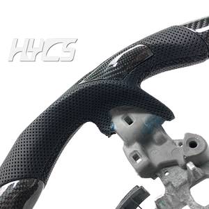 Volante de Fibra de Carbono Cubierto con Cuero Perforado para <span class=keywords><strong>Mazda</strong></span> <span class=keywords><strong>3</strong></span> <span class=keywords><strong>MX5</strong></span> <span class=keywords><strong>3</strong></span> Axela 2017 2018 <span class=keywords><strong>2019</strong></span> Accesorios Interiores Personalizados para Automóvil - Product Image 5