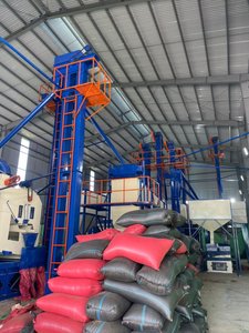 Material arábico tostado, grano de café duradero, venta al por mayor, servicio OEM de café crudo, café vietnamita, fabricante de productos de Vietnam - Product Image 5