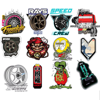 Accessoires de voiture en gros Parfum pour tablette Cintres Auto Carte d'encens Tablettes suspendues Parfum de voiture Logo personnalisé Désodorisant de voiture