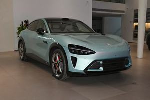 Offerta Speciale: Xiaomi YU7 Long Range GT Pro Max, SUV Elettrico Usato di Tipo Sportivo, Basso Chilometraggio, Alte Prestazioni, Lussuoso - Product Image 5