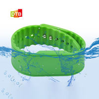 Bracelet en silicone RFID personnalisé en gros d'usine, réglable et réutilisable, bracelet intelligent pour paiement sans argent liquide