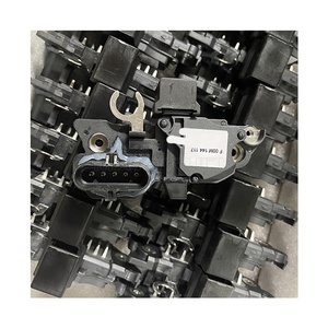 KARNO Buen <span class=keywords><strong>Precio</strong></span> Piezas de camiones Oem F00M144117 21579977 7421579977 Regulador <span class=keywords><strong>alternador</strong></span> para VL FM RVI - Product Image 1