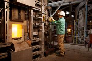 Multimètre numérique Fluke 87V MAX True-RMS, robuste, étanche, anti-poussière, indice de protection IP67, autonomie de la batterie de 800 heures, intégré CN/GUA - Product Image 3