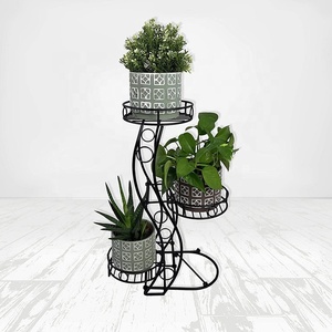 Support pour plantes et pots de fleurs en métal, en osier doré, suspendu à 3 niveaux pour intérieur et extérieur - Product Image 3