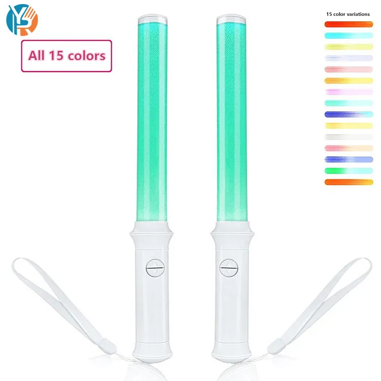 Fabricants en gros Japon Led15 Couleur Bâton lumineux Les ventilateurs devraient prendre en charge le Flash Stick Cheer Call Télécommande Bâton lumineux