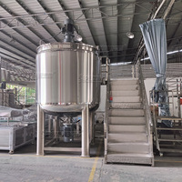 Mélangeur industriel de grande capacité 5T homogénéisateur de savon liquide Machine réservoir de mélange à trois couches avec fonction de chauffage et de refroidissement