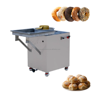 Machine à façonner la pâte à pain au lait, machine à brioches, machine à former les Berliner, machine à former les rouleaux à la cannelle pour la production alimentaire
