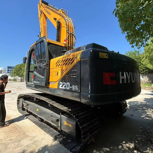 Excavatrice d'occasion HYUNDAI 220-9S Prix avantageux excellentes performances Excavatrice d'occasion HYUNDAI à vendre - Product Image 1