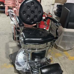 Chaise de coiffure de luxe en cuir argenté pour salon de beauté, chaise de coiffure robuste pour la vente en gros - Product Image 2