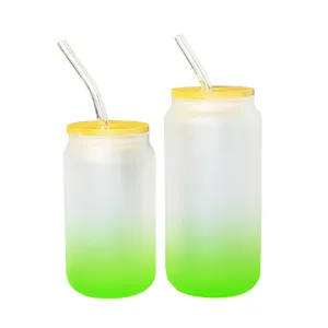 Sublimazione vuota trasparente smerigliata 12oz può bere a forma di lattina di birra sfumata in vetro con coperchio in bambù e cannuccia