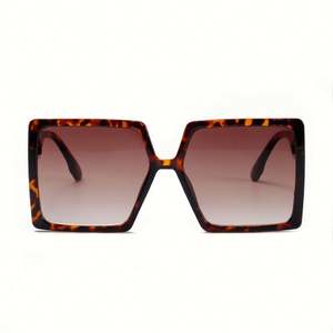 Vente chaude 2021, lunettes de soleil vintage à la mode, logo personnalisé, vente en gros, lunettes de soleil carrées à grande monture en plastique pour femmes - Product Image 5