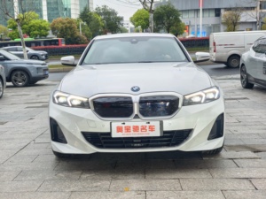 <span class=keywords><strong>BMW</strong></span> <span class=keywords><strong>i3</strong></span> 2024 EDrive 35 <span class=keywords><strong>L</strong></span>, voiture électrique de taille moyenne, nouvelle berline quatre portes cinq places - Product Image 2