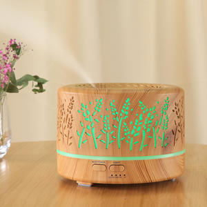 เครื่องกระจายกลิ่นอโรมาลายไม้ 700 มล. พร้อมไฟสำหรับใช้ในบ้าน - Product Image 1