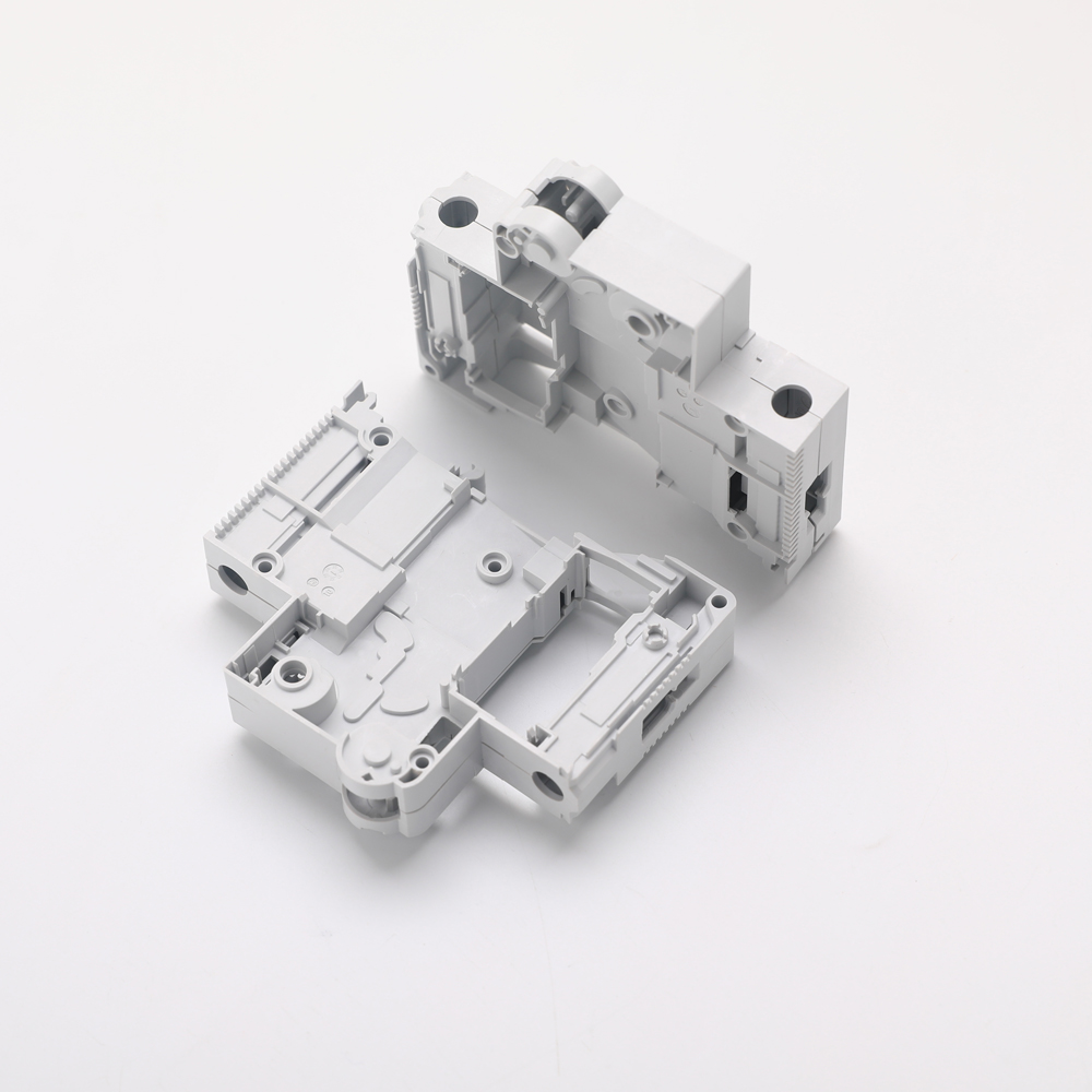 Custom Electronic Plastic Parts Injection Molding Insert Molding