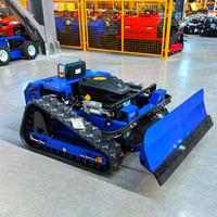 Tondeuse robotisée RC Crawler à moteur essence, largeur de coupe 500 mm, tout-terrain, pour l'entretien des espaces verts, des zones vertes et la coupe de l'herbe sur les pentes.