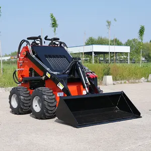 Máquina de movimiento de tierras, MINICARGADORA DE pista de 700kg con triturador forestal para paisajismo