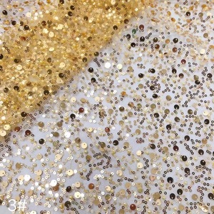 Larghezza 130 cm poliestere scintillante paillettes perline da ricamo tessuto di maglia pesante <span class=keywords><strong>Tulle</strong></span> tessuto di <span class=keywords><strong>pizzo</strong></span> per abito da sposa tenda - Product Image 4
