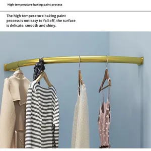 Porte-vêtements mural en métal courbé en L sur mesure pour boutique de vêtements - Product Image 5