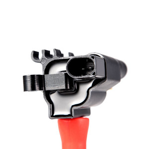 Bobina de Encendido Premium al por Mayor, Piezas de Repuesto Duraderas para Motor de Automóvil, Bobina de Encendido Estable para Mantenimiento de Motor de Automóvil U4002 - Product Image 3